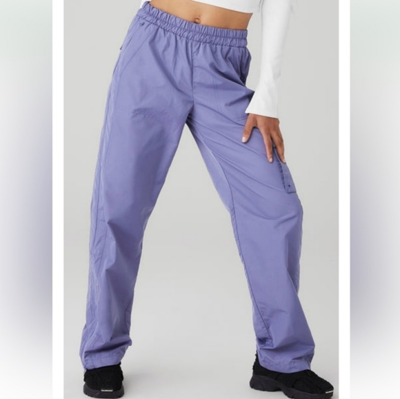 Alo Yoga International Wide Leg City - Picture 2 of 11